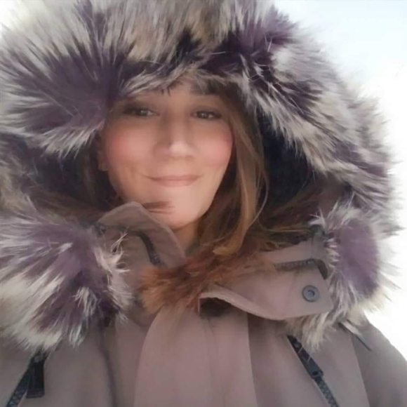 Meet your Posher, Rosanna - Picture 1 of 1